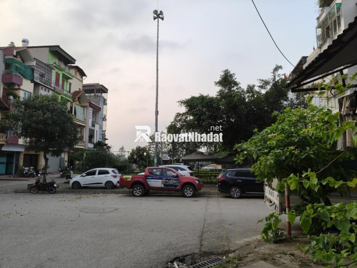 Căn góc - Khu phân lô Tái Định cư - mặt đường Tam Trinh. Nhà View Công Viên Mini, Hồ điều hòa. Giá 14,5 Tỷ